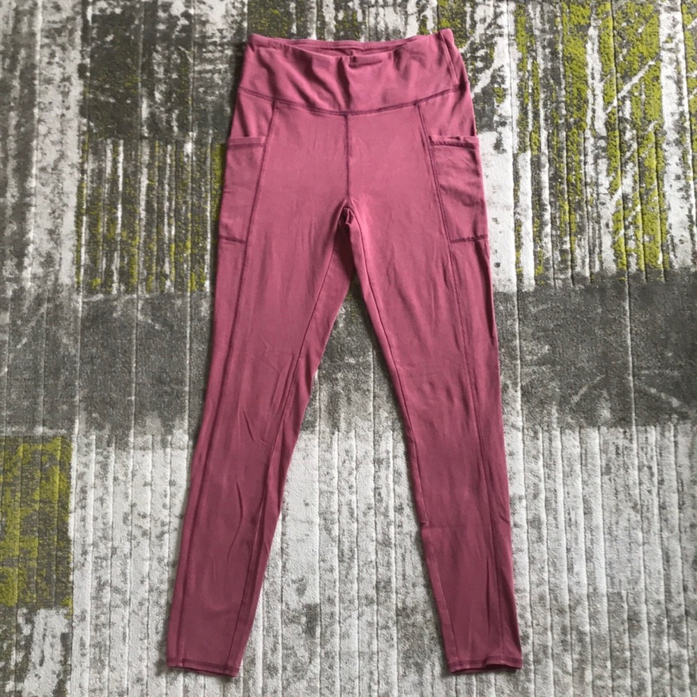 Women’s Maurices Leggings W/ Side Pockets